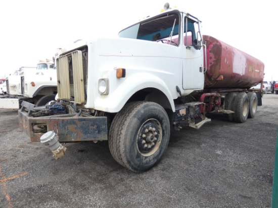 1987 Autocar Off-Road Water Truck, NO TITLE- Not road worthy, Cummins, 8LL