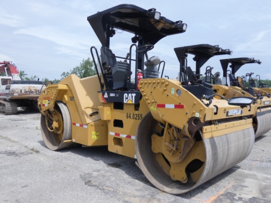 2012 Caterpillar CB54XW Tandem Vib. Roller, SN:JLM00744, 78'' Drums, 4560 h