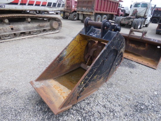 Felco 30'' Compactor Bucket