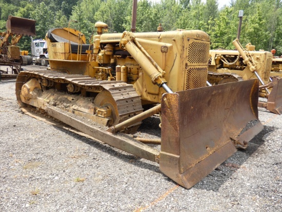 Cat D6 Crawler Dozer, SN 9U19755, Pony Start, Hyd. Blade. (Runs, Moves, ste