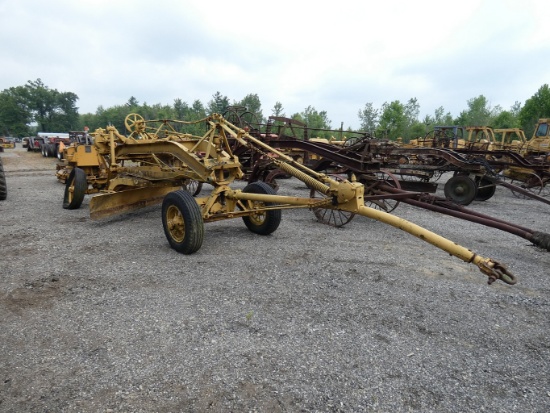Caterpillar 33 Pull-Type Grader, SN 7A712