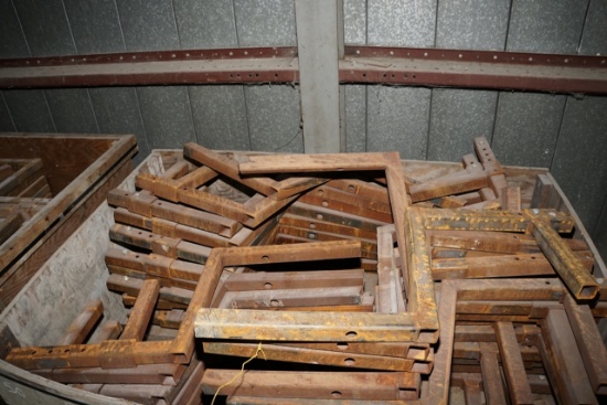 (50) Bidwell Rail Brackets  (by the piece 50*bid)