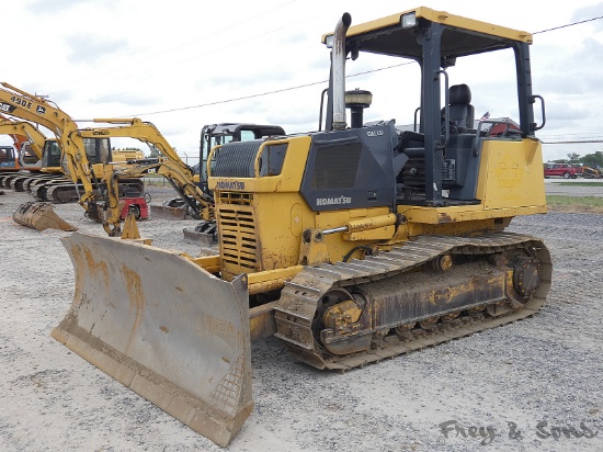 2005 Komatsu D37EX-21 Dozer, SN:5126, ROPS, 107'' 6 Way Blade, Less than 10