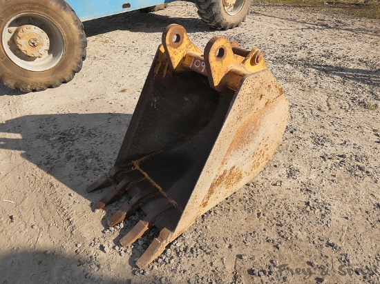 24'' JD Bucket