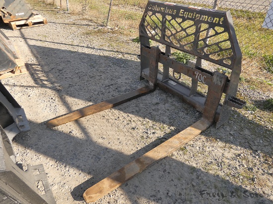 48'' Skidloader Forks, QT