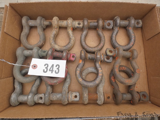 Box of Small 4.5t Clevises / Shackles