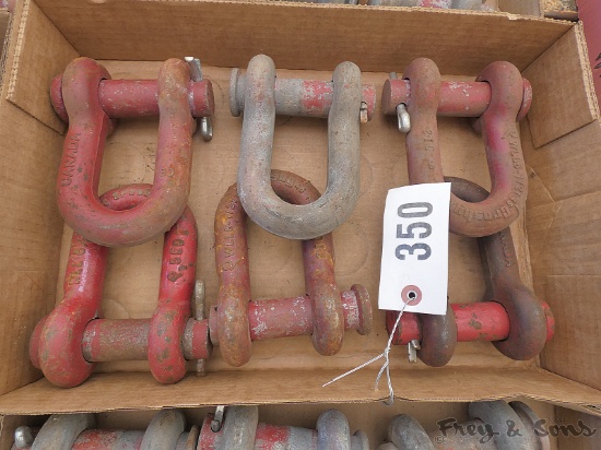 Box of 8.5 Ton Clevises / Shackles