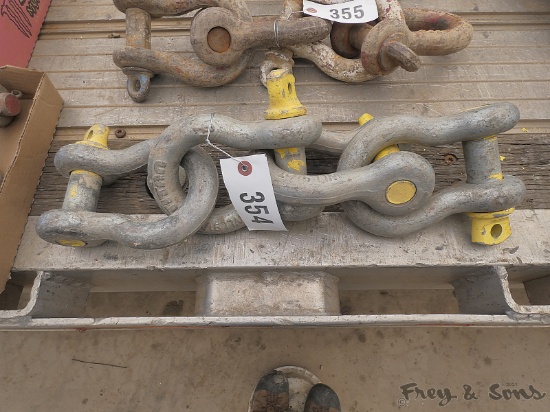 (4) 9.5 Ton Clevises / Shackles
