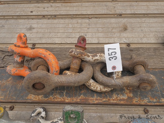 (4) 9.5 Ton Clevises / Shackles