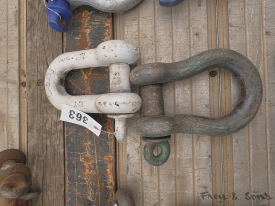 (2) 17 Ton Clevises / Shackles