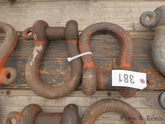 (2) 45mm Clevises / Shackles