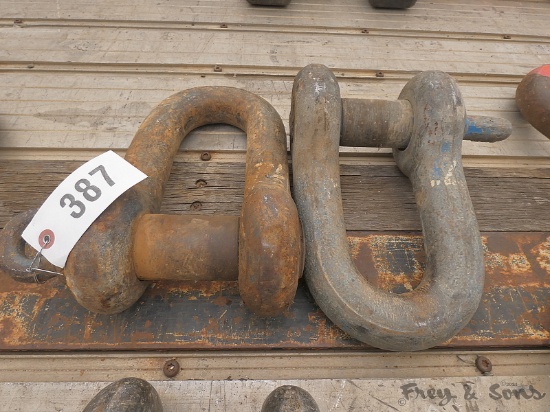 (2) Clevises / Shackles