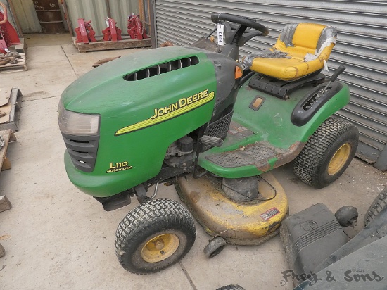 John Deere L110 Mower, Auto, Runs & Drives, 42''