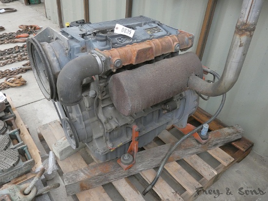 Deutz 4 Cyl Engine w/ Hyd Pump (from boomlift)