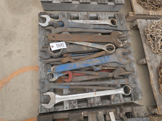 LineUp & Lg Wrenches
