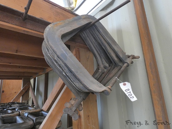 (9) Deep Clamps