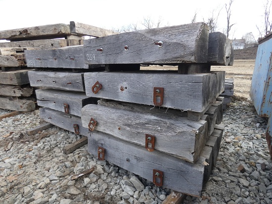 (8) 58''x56'' Mats, (12'' Blocks)