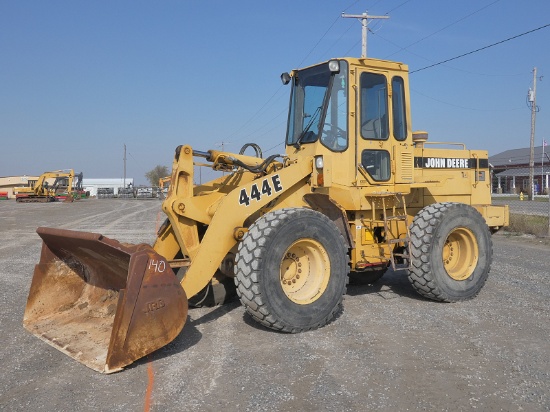 John Deere 444E Rubber Tired Loader, SN:D001385, EROPS, QT GP Bucket, Aux H