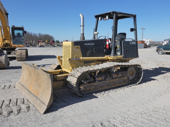 2000 Komatsu D39E-1 Dozer, SN:P096219, ROPS, 6-Way Blade