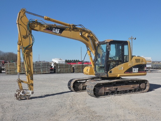 2005 Caterpillar 312CL Hydraulic Excavator, SN:CBA02424, Forward/Reverse Au