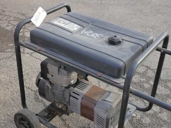 CH 5000W Generator, Briggs Gas