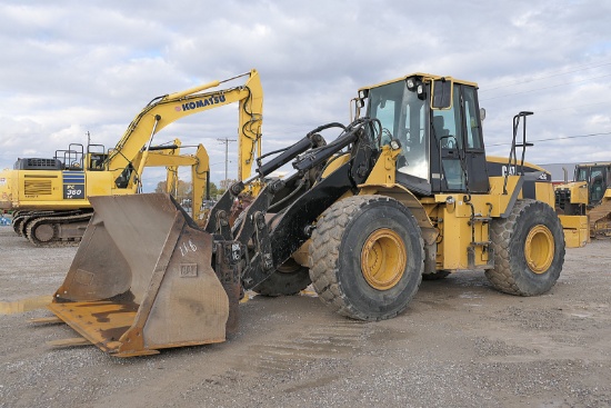 Caterpillar IT62G Tool Carrier Loader, SN:AKP00344, EROPS, QT Bucket / Fork