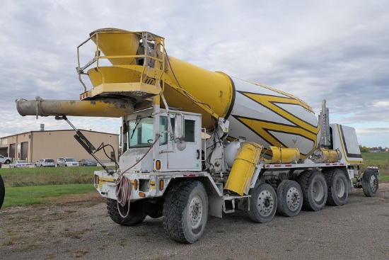 2013 Phoenix Front Discharge Concrete Mixer, SN:1Z9M8GK46DV162007, Model:12