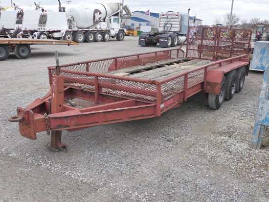 16' Triaxle Tag Trailer, 78''x16' Deck, 2' Beavertail, Ramp