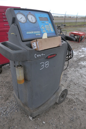 Robinair AC Machine