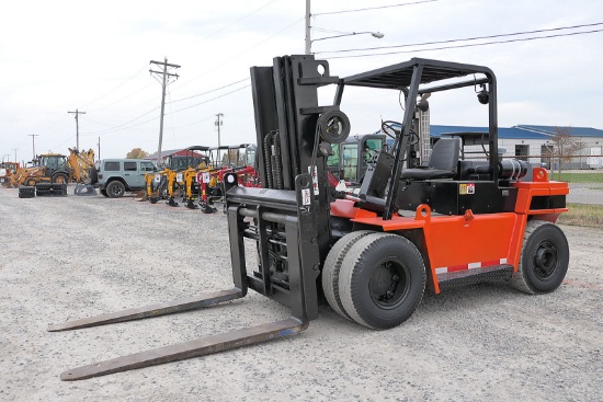 Allis Chalmers 20000# Pneumatic Forklift, SN:1329-7, Diesel, 6' Forks, Side