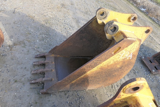 Case 24'' TLB Bucket (tax)