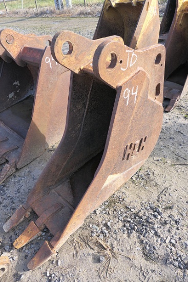 JD 12'' TLB Bucket (tax)