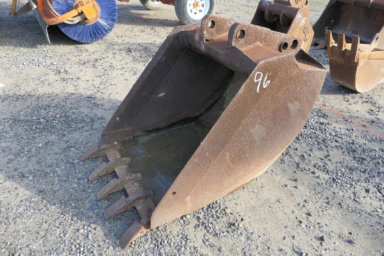 Case 30'' Bucket