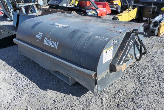 Bobcat Sweeper 72, SN:783713415, QT