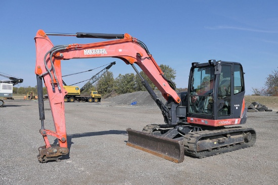2016 Kubota KX080 Mini Excavator, SN:35252, Blade, WB Quicktach, 12'' Bucke
