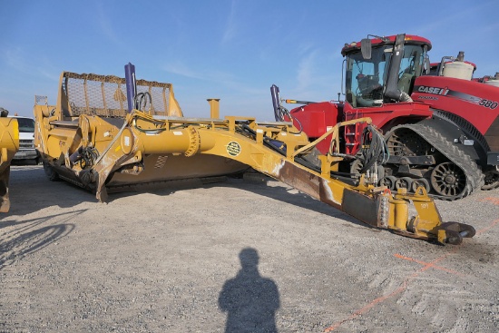 2008 K-Tec 1233 Pull Pan, SN:KS2082, with Case Quad Hitch *->Service record