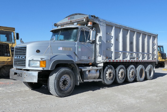 1998 Mack CL713 5-Axle Dump Truck, SN:1M2AD62CXWW007087, Mack E7-460, Mack