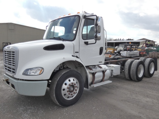 2005 Freightliner M2 Tdm Cab & Chassis, SN:1FUJC5CV15HN32665, *Rebuilt Titl