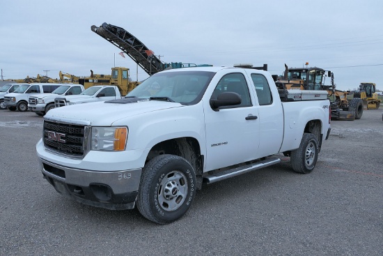 2014 GMC 2500HD 4x4 Ext. Cab Pickup, SN:1GT22ZCG8DZ375958, Gas, Toolboxes,