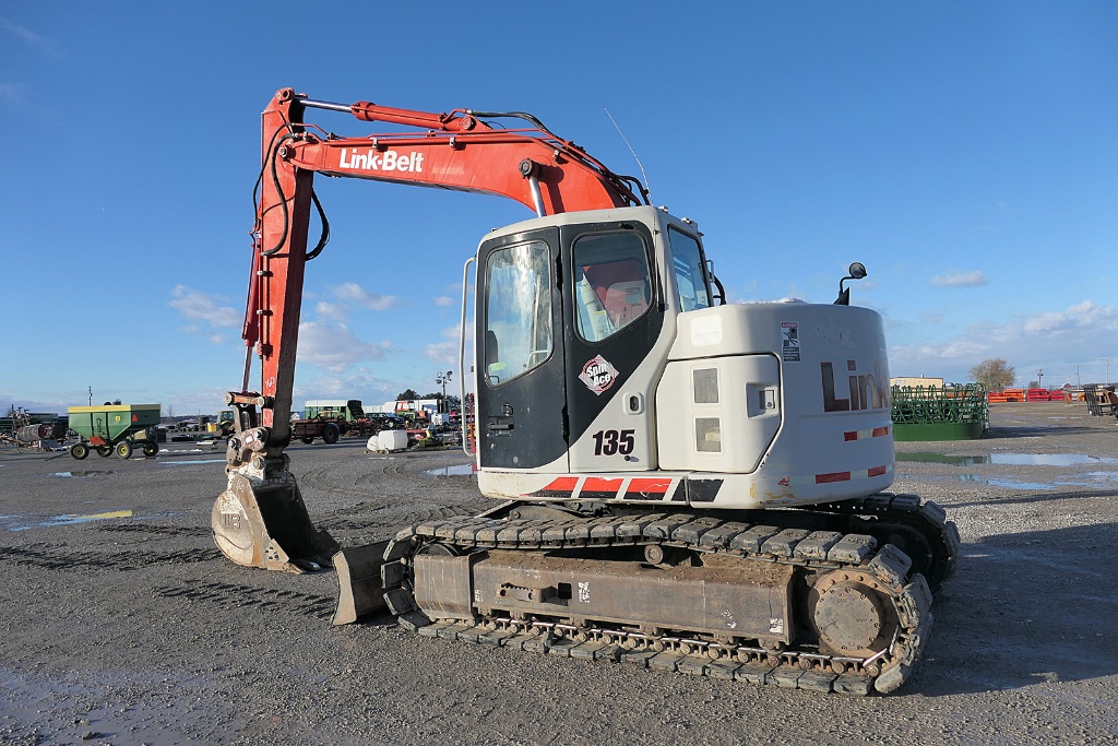 2010 Link-Belt 135A Hydraulic Excavator, SN:HEX7136, EROPS, QT 24