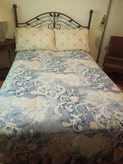 Full Size Bed w/ Metal Headboard, Comforter Set, and Bed Skirt