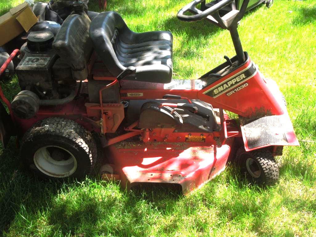 Snapper riding online mower bagger attachment