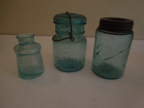 Sm Blue glass jar, pint size blue glass jar with glass lid, pint jar with ring and glass lid