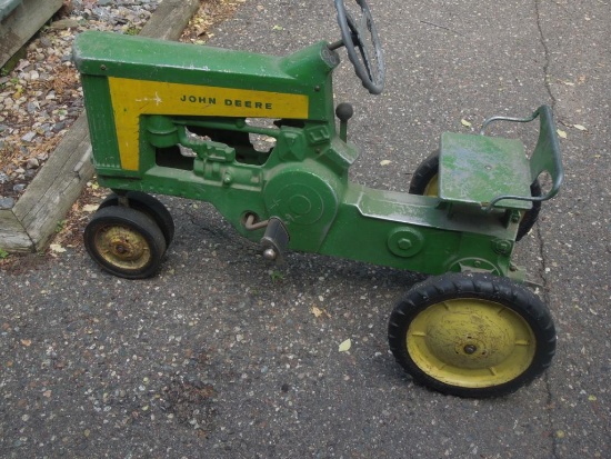 John Deere Pedal Tractor 30 series