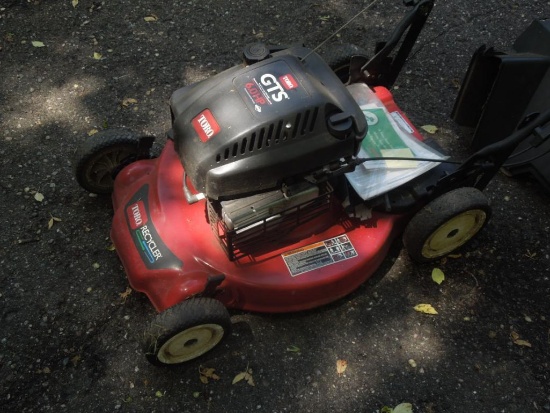Toro 6 Hp Push Lawn Mower with Bagger