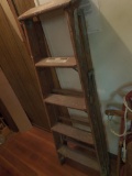5 ft wood step ladder