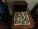 Nativity Set with stable