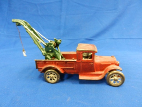 Cast Tow Truck