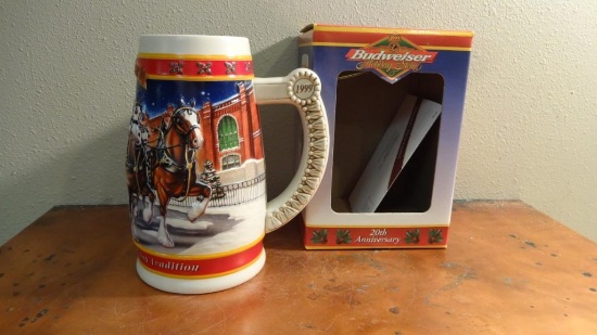Budweiser 1999 Holiday Stein