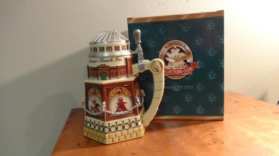 1999 Clydesdale Stable Anheuser-Busch Collectors Club Stein